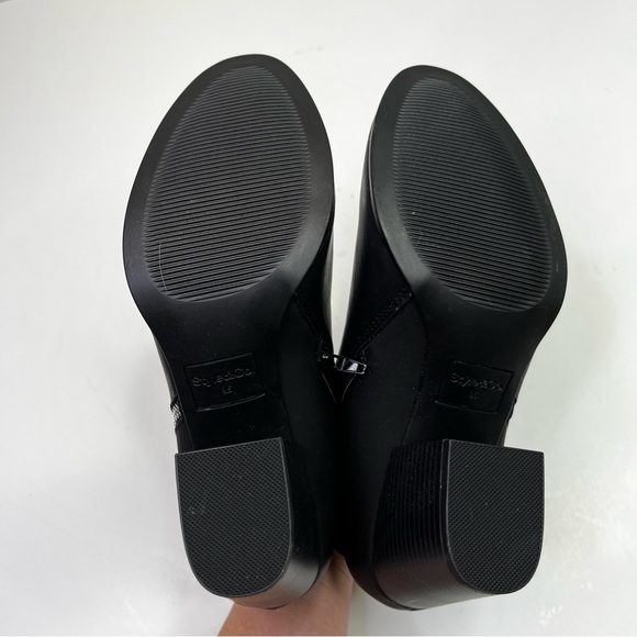 Style & Co Women's Masrinaa Ankle booties black - 9.5 - Picture 10 of 10